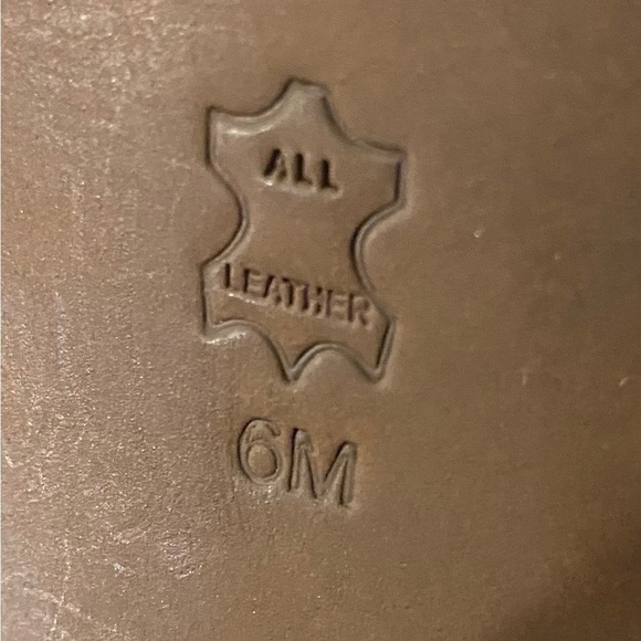 TORY BURCH TROY GOLDEN LEATHER BOOTIES size 6 - Picture 9 of 13